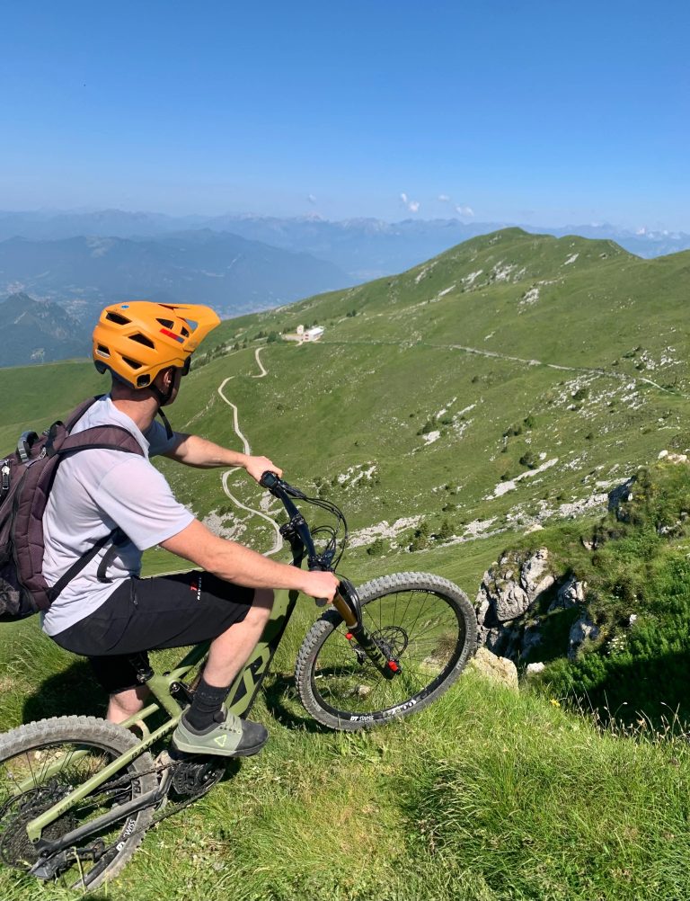 E-bike Rentals on Lake Iseo